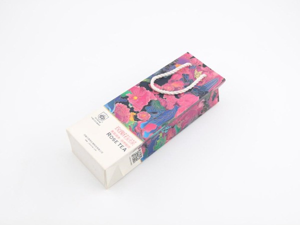 要想包裝禮品盒定做好，創(chuàng)意插畫少不了